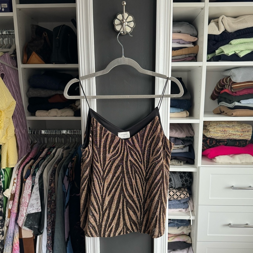 Everly sparkly leopard cami